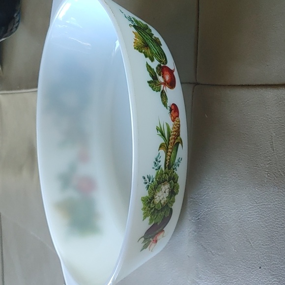 ✅JAJ 1960s Casserole Dish - Picture 1 of 8